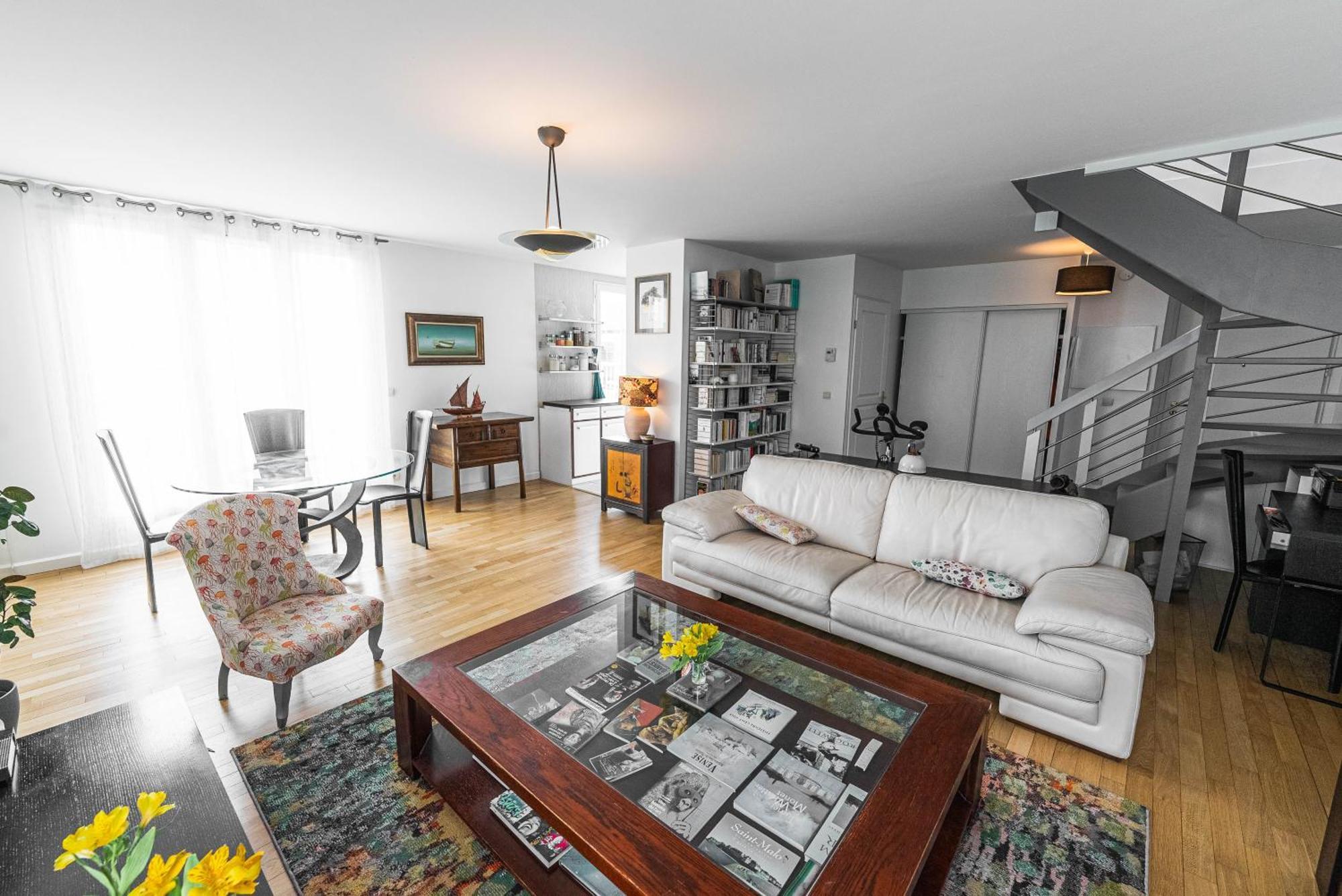 Spacious Duplex In The Heart Of Apartamento Burdeos