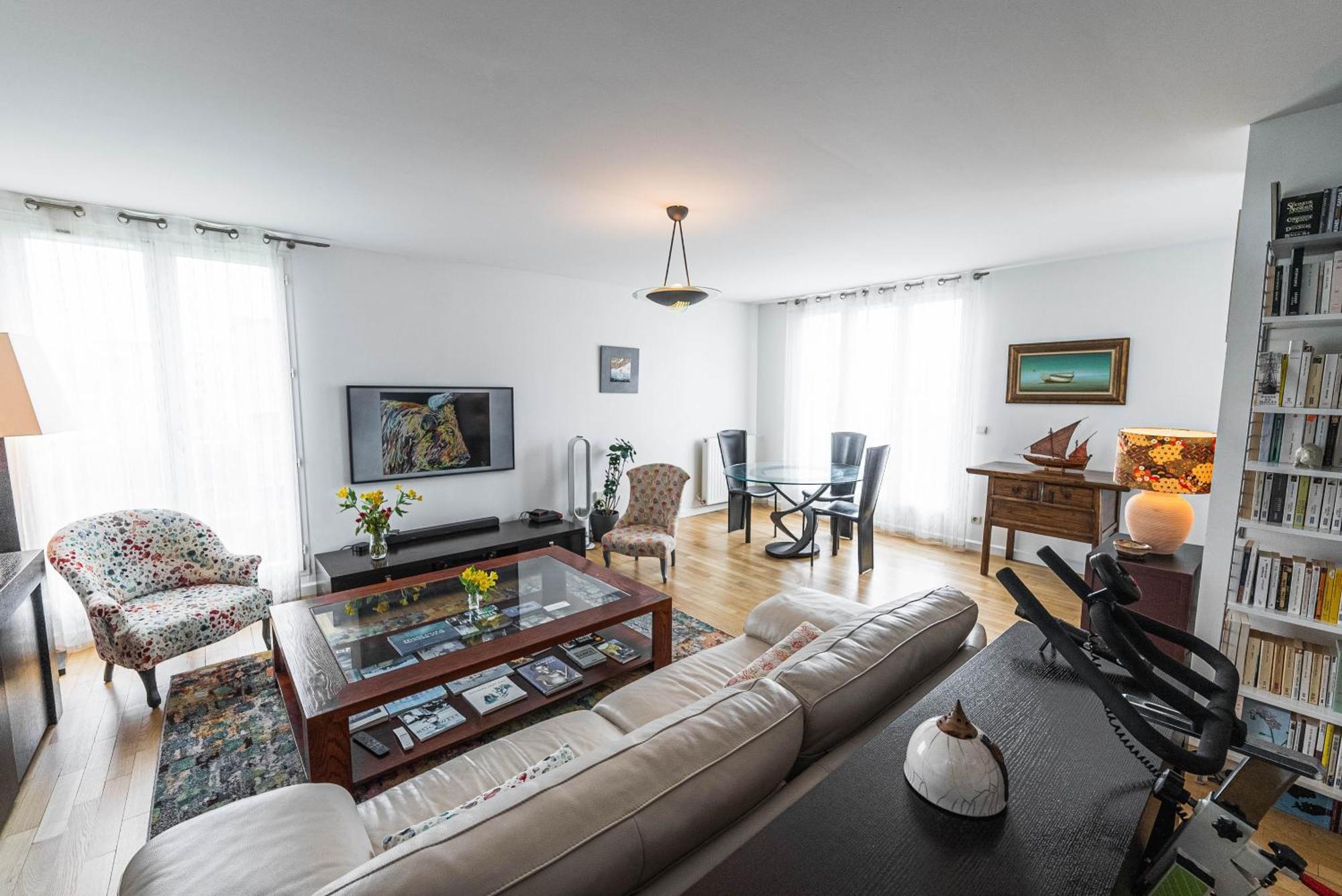 Apartamento Spacious Duplex In The Heart Of Burdeos