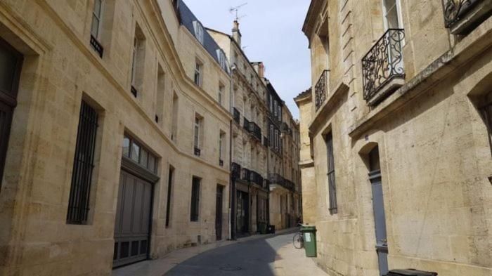 Superbe Duplex En Hypercentre Avec Rooftop Et Climatisation * Bordeaux