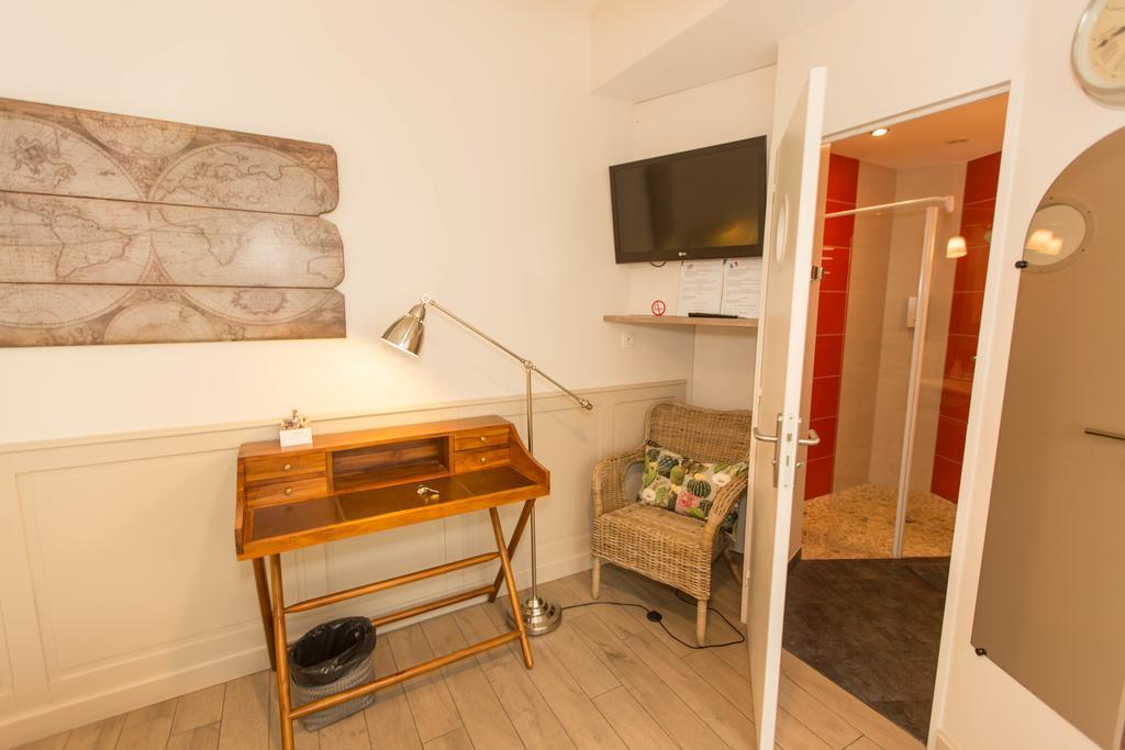 La Maison Cachee