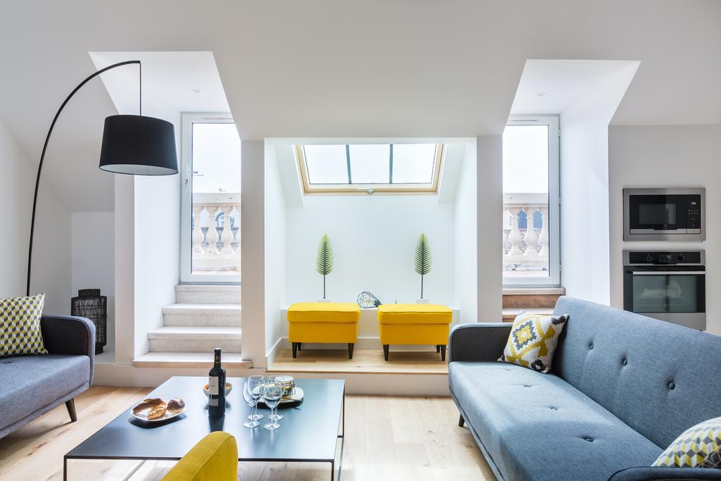 Unique Design Style Downtown Apartment *