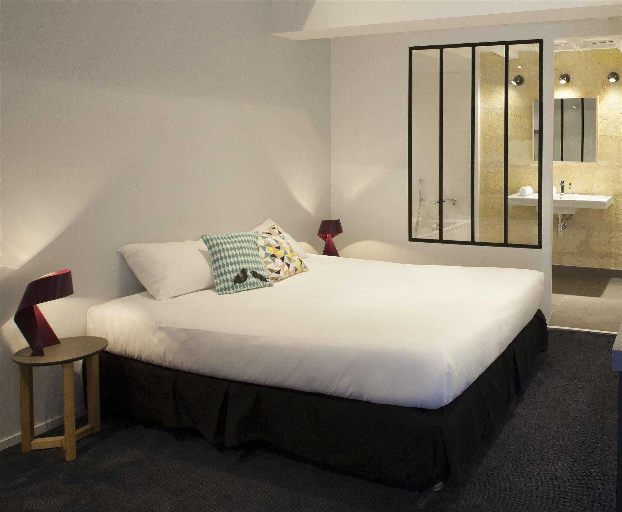 Hotel La Cour Carree Bordeaux Centre Hotel