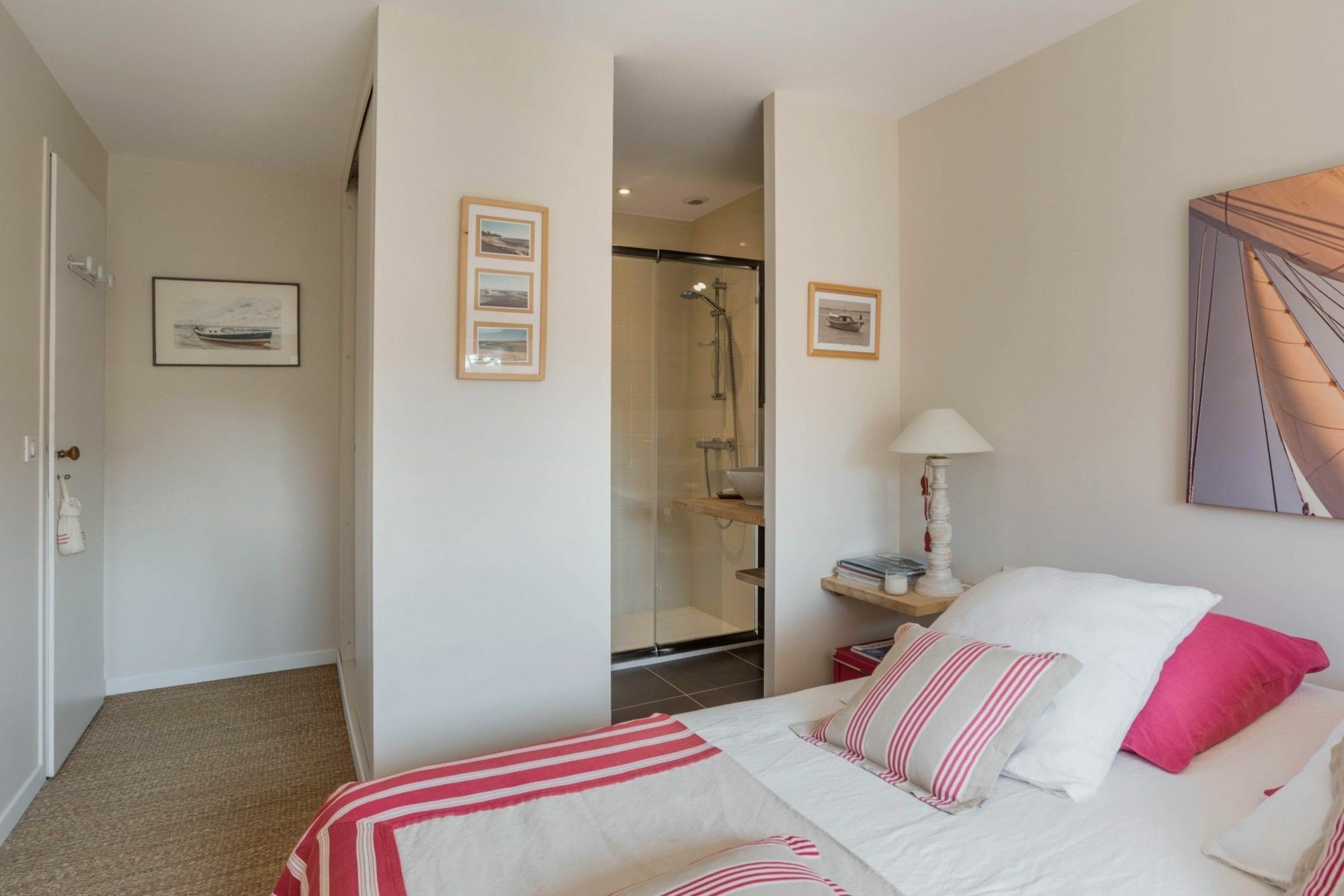 We Maison Mirmont Apartment